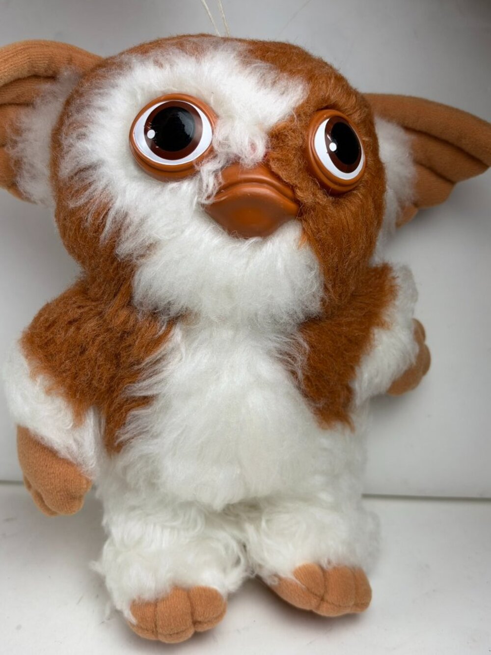 Vintage 1984 Gremlins Gizmo Mogwai Plush 9" Pull String Shaking Mechanical Doll